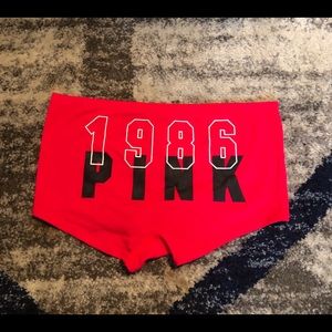 VS Pink boyshorts 😍😍